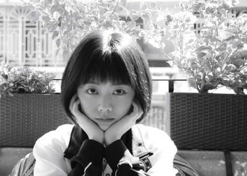 以家人之名 爆红,谭松韵成最大受益者 点赞数反超男主5倍多